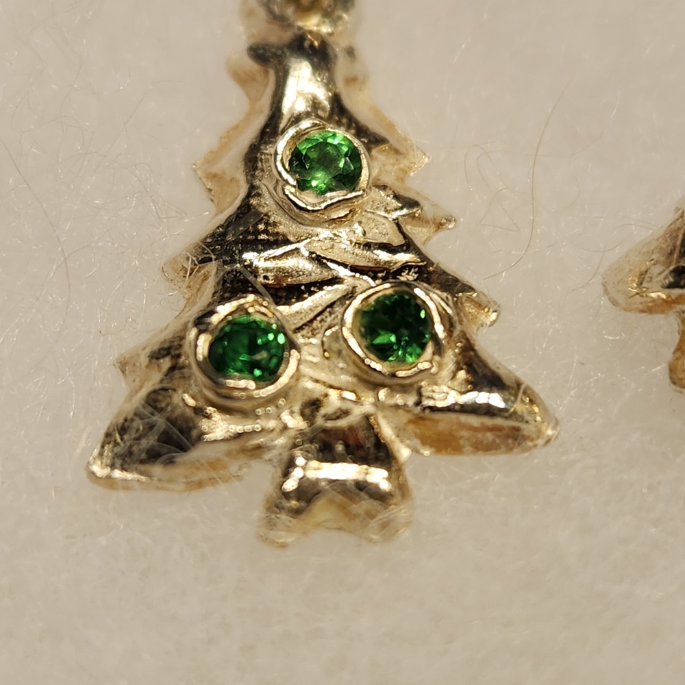 Fine Silver Emerald Christmas Tree Earrings - Picture 2 of 3